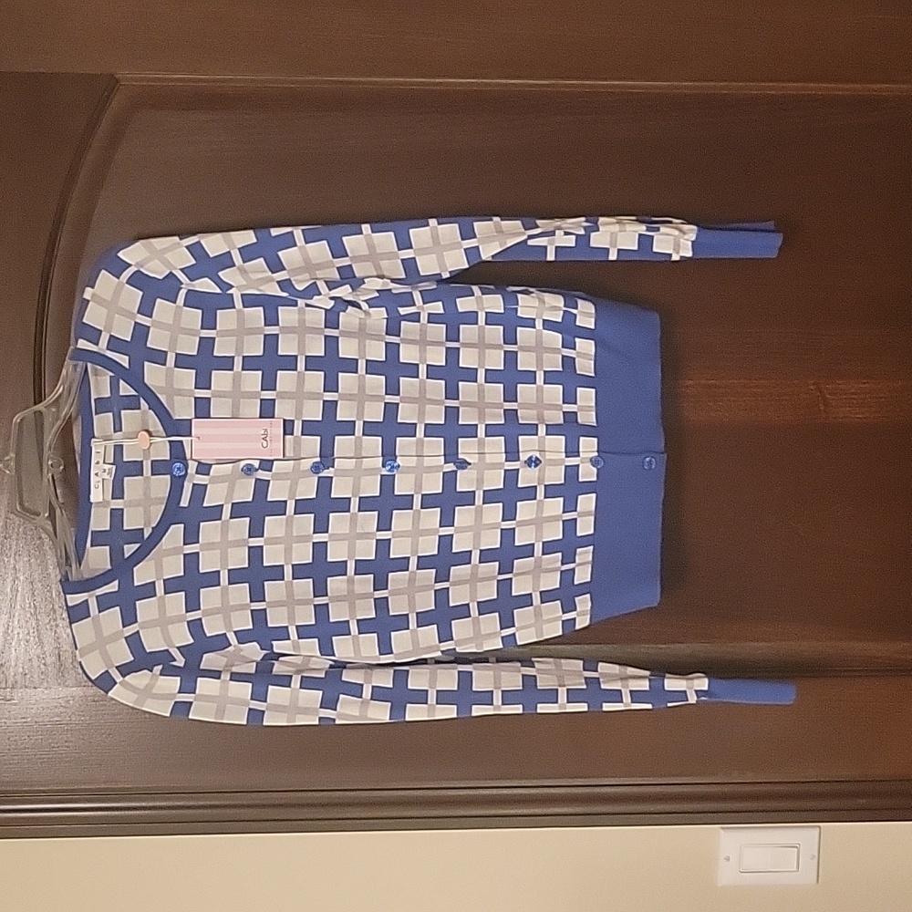 Adorable cabi sweater royal blue, gray and white size M